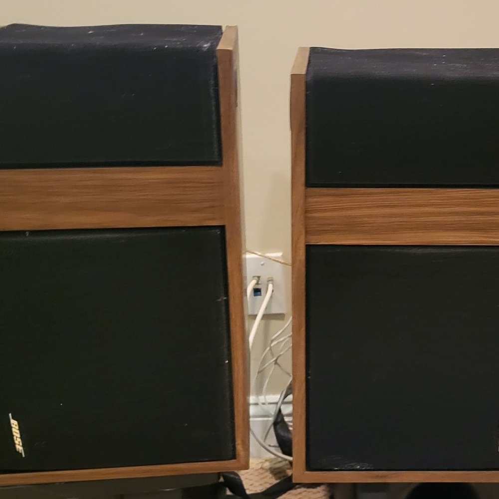 BOSE 301 Reflecting Speakers